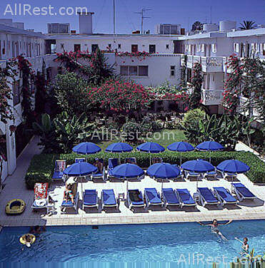 Nissi Park Hotel